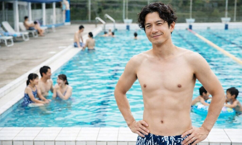 Ulike X を使用してムダ毛を処理、自信がついた男性